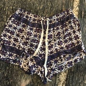 Brandy Melville Ruffle Short