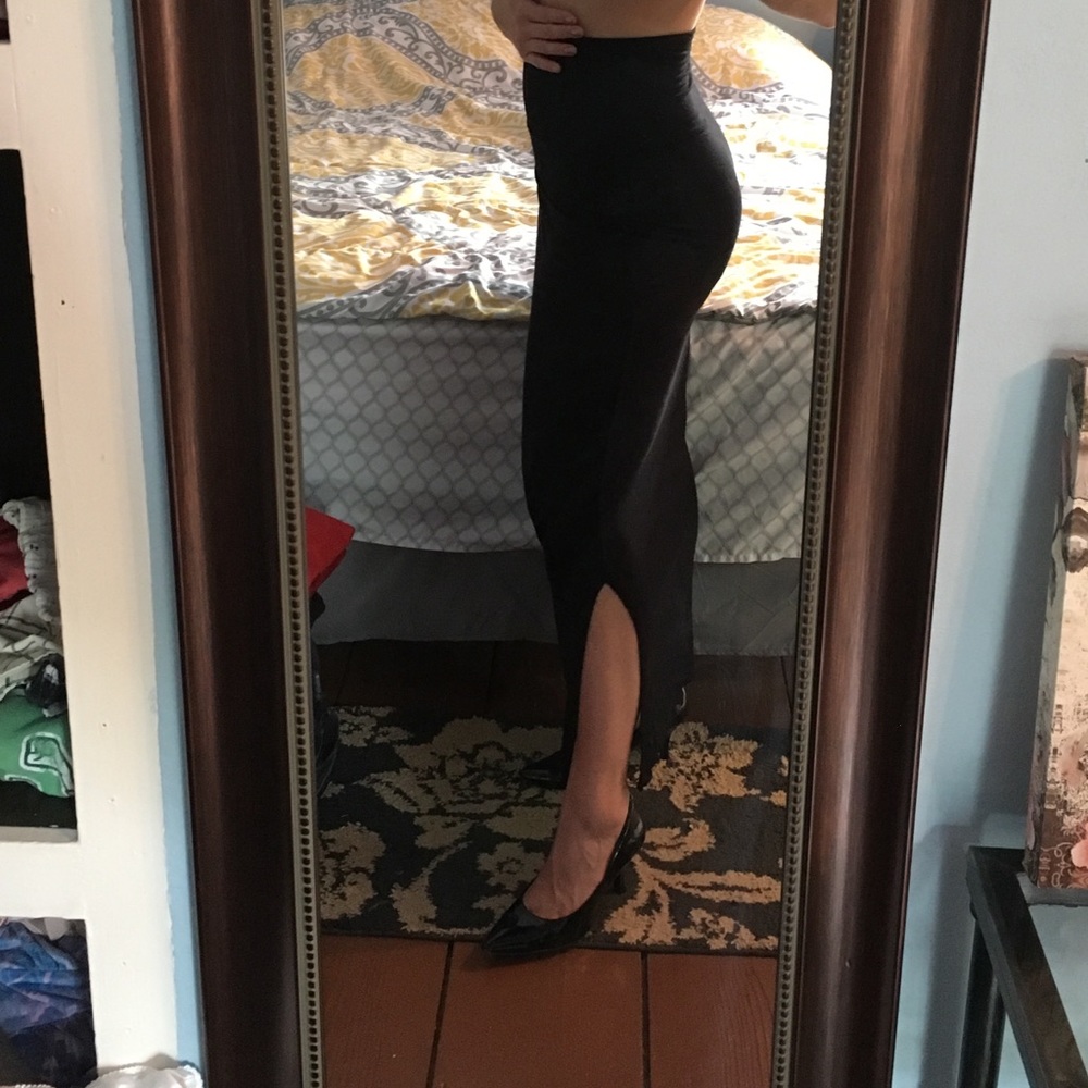 ⭐️ SOLD ⭐️ Black Maxi dress from Tilly's