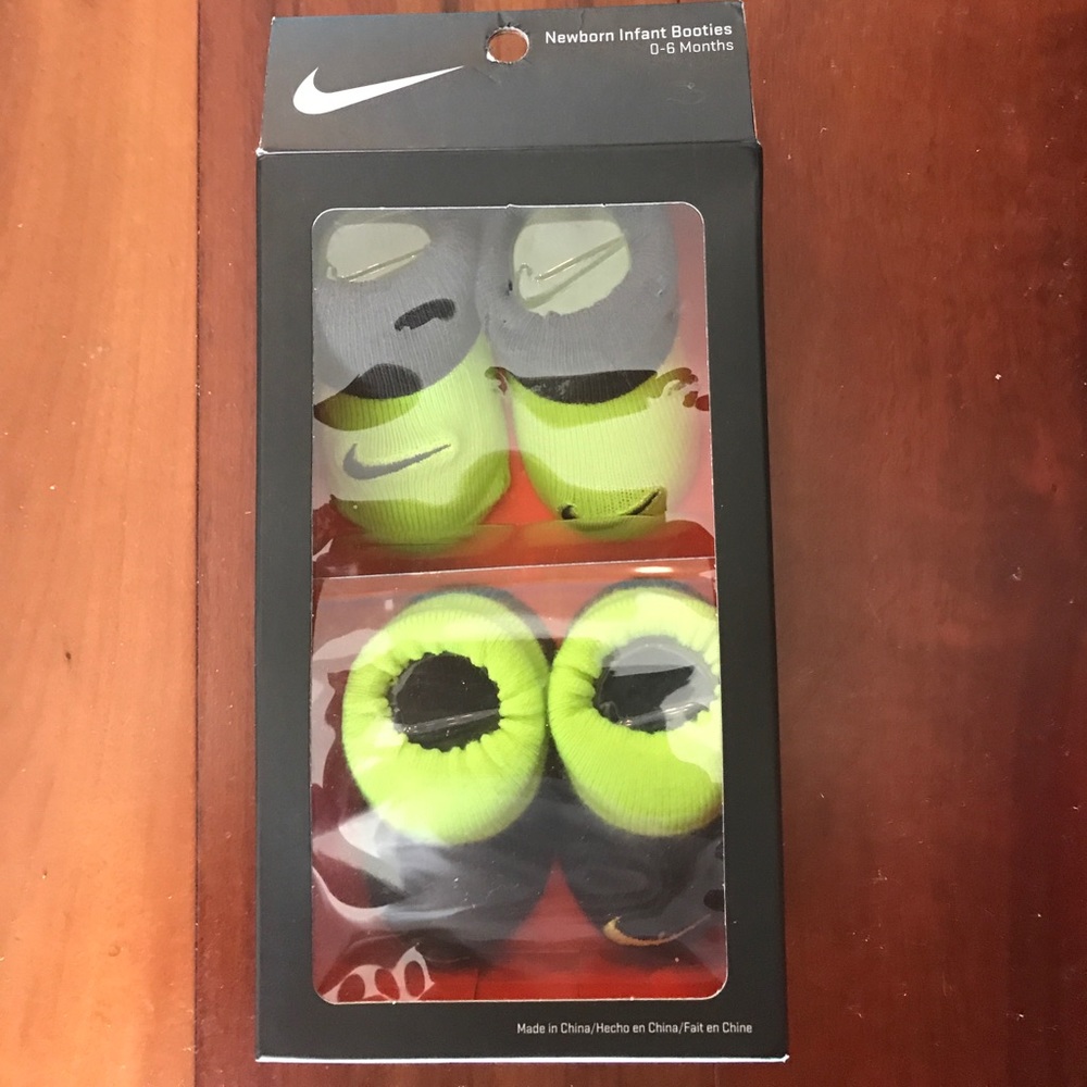 Nike New born infant booties (neon yellow & black)