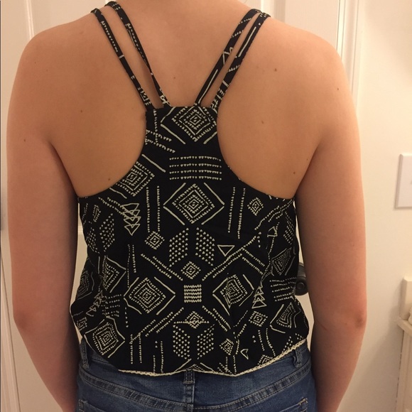 cropped tank top - Picture 2 of 2