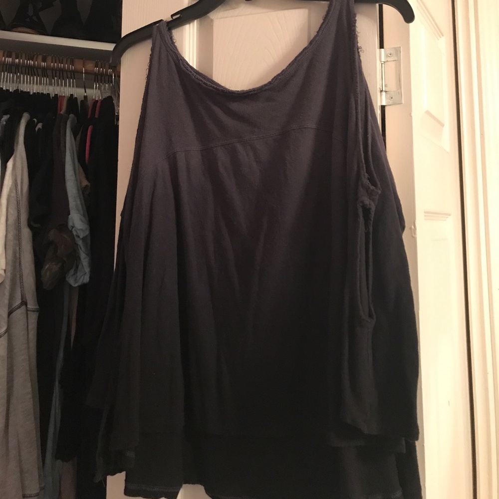 Free People top with slit sides on arm