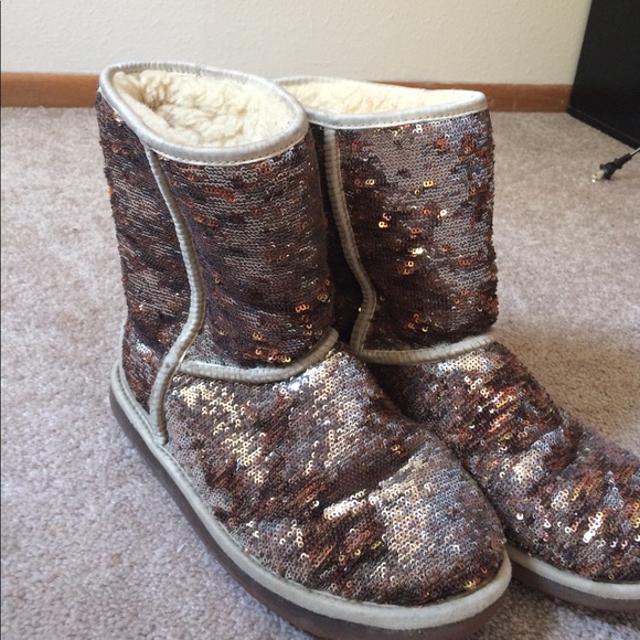 UGG Shoes - MUST GO TODAY UGGs