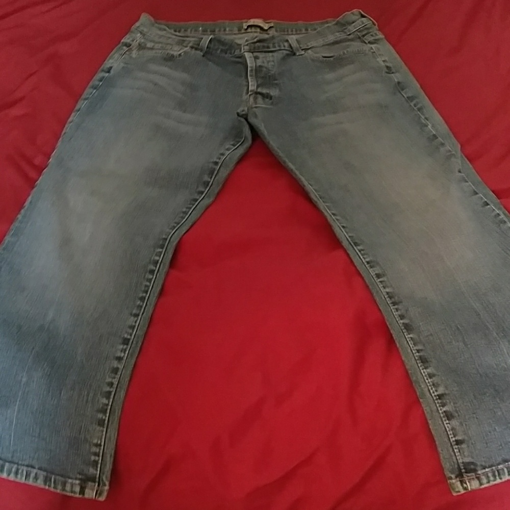 Capri Jeans