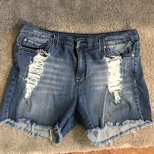 Mid thigh Jean shorts