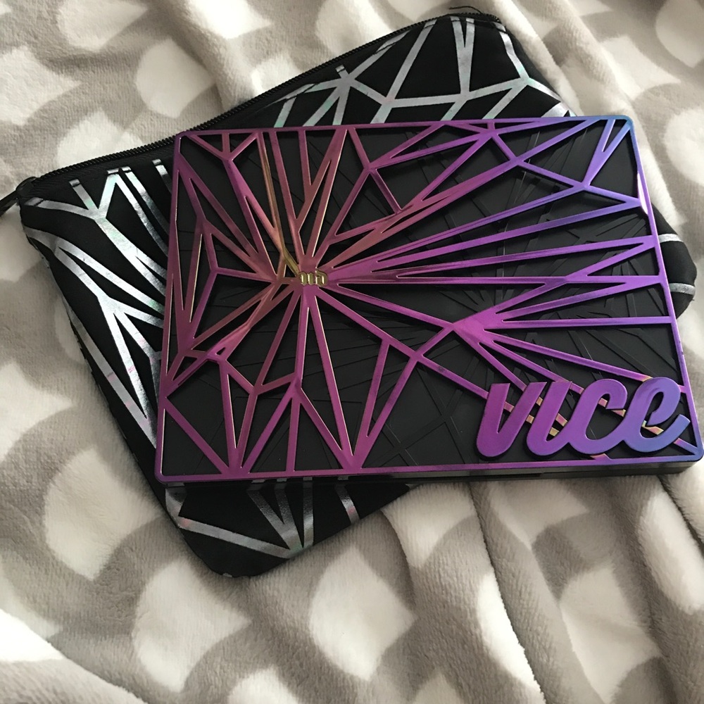 Urban Decay Vice 4 Palette (Limited Edition)