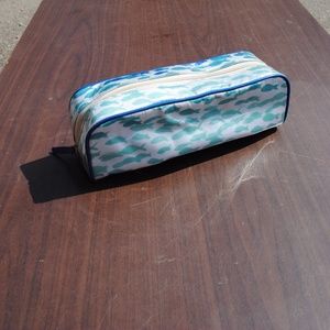 Kate Spade Blue with fish Makeup Bag Size Small