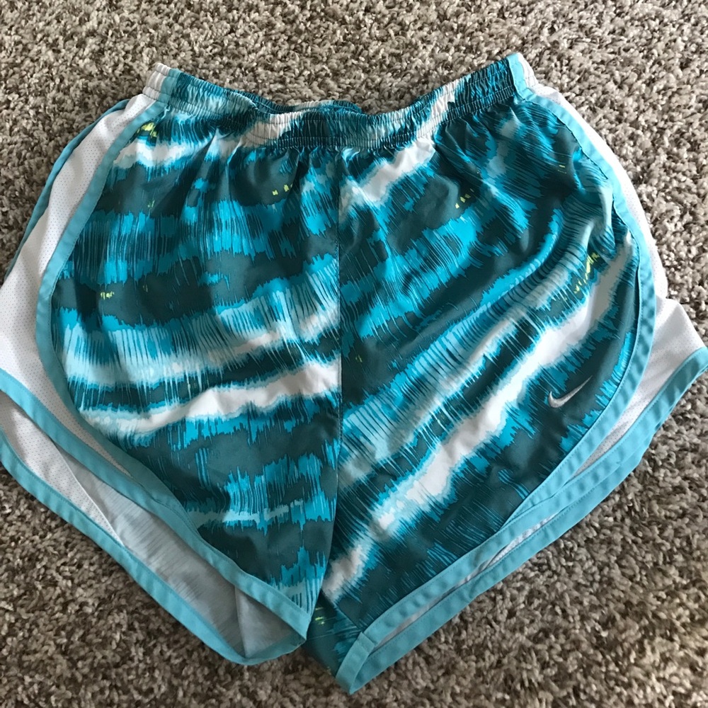 Nike Shorts small