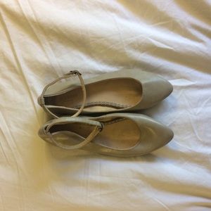 Old Navy pointed flats with ankle strap