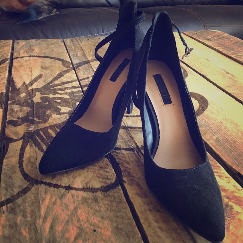 Suede black high heels. Misguided.