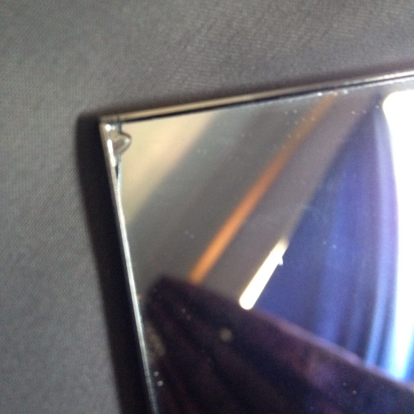 Mirror - Picture 4 of 4