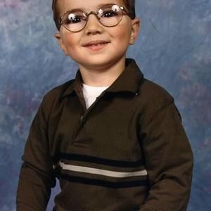 Meet your Posher, Adam