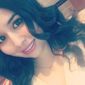 Meet your Posher, Eleana