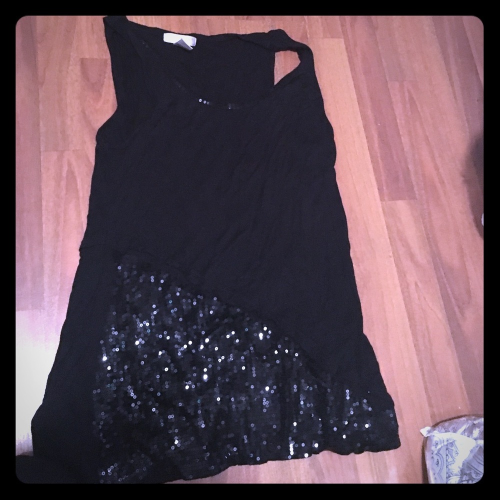 Top black with sequin
