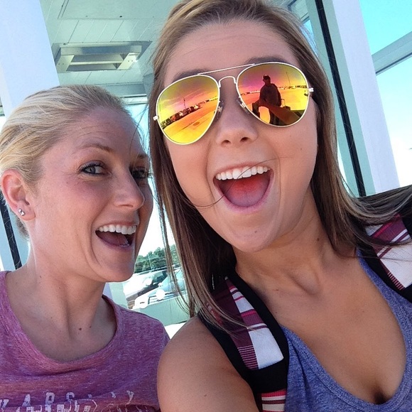 ❤️❤️ Welcome to my Closet!!  -Juniper ❤️❤️ - Picture 6 of 8