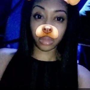 Meet your Posher, Monique