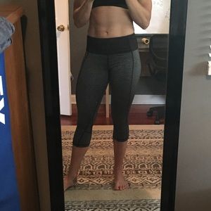 Born Primative workout capris