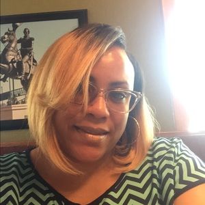 Meet your Posher, Aisha