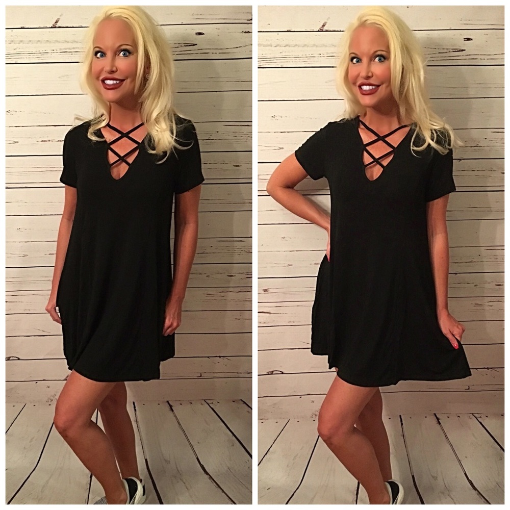 Short sleeve strappy top jersey pocket dress. - Picture 2 of 3