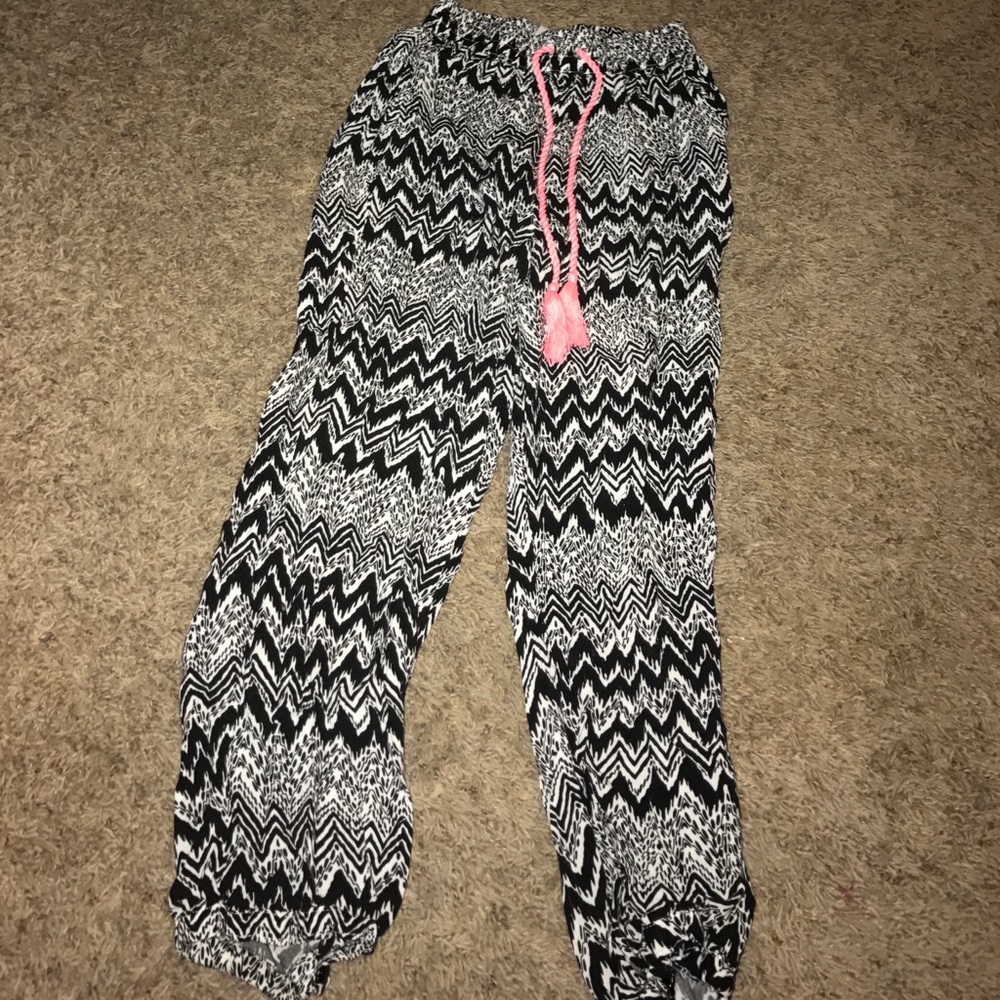 💟 Parachute Pants