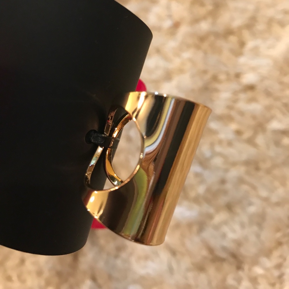 Statement Rings - Picture 3 of 5
