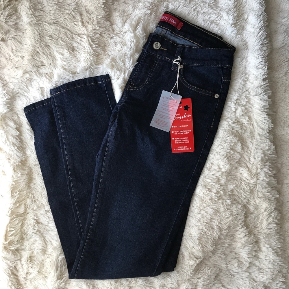 NWT Gogo Star Dark wash skinny jeans