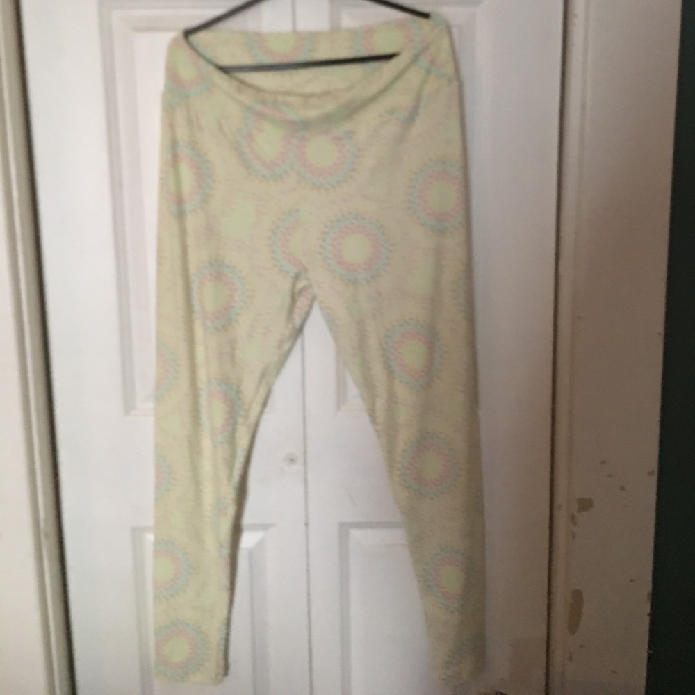 Tall and Curvy LuLaRoe