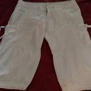Awesome Pair of white Capri's