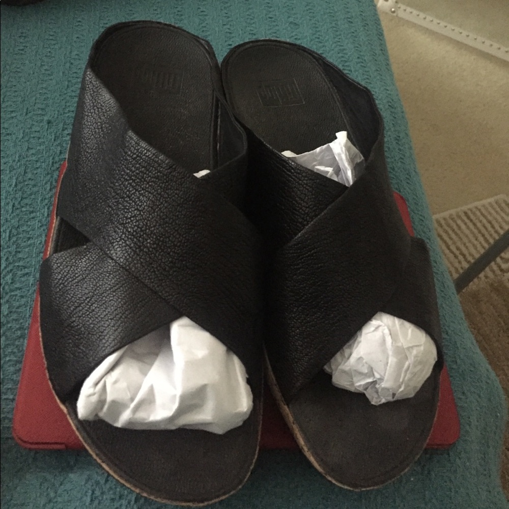 These are black fit flops