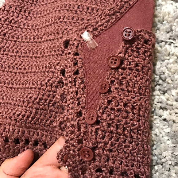Crochet Full Tilt Crop Top - Picture 2 of 8