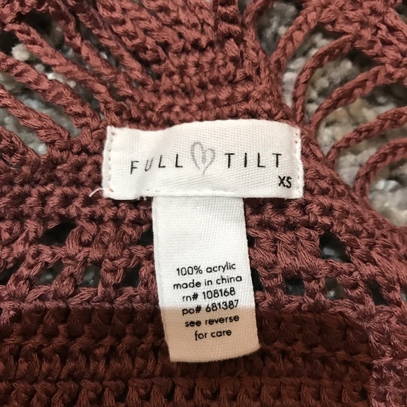 Crochet Full Tilt Crop Top - Picture 7 of 8