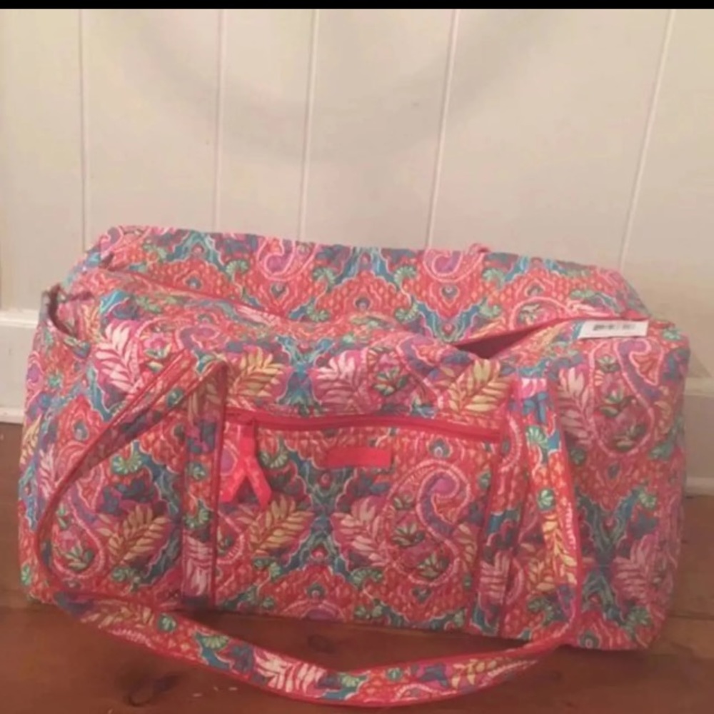 NWT Vera Bradley large duffel bag