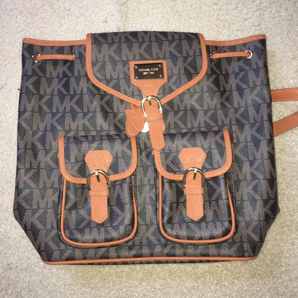 Brand new Michael Kors Jet Set Backpack main image 8