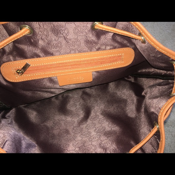 Brand new Michael Kors Jet Set Backpack main image 7