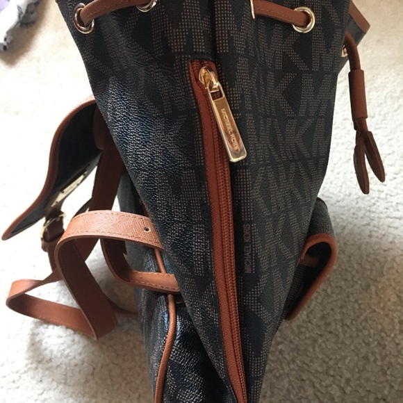 Brand new Michael Kors Jet Set Backpack main image 4