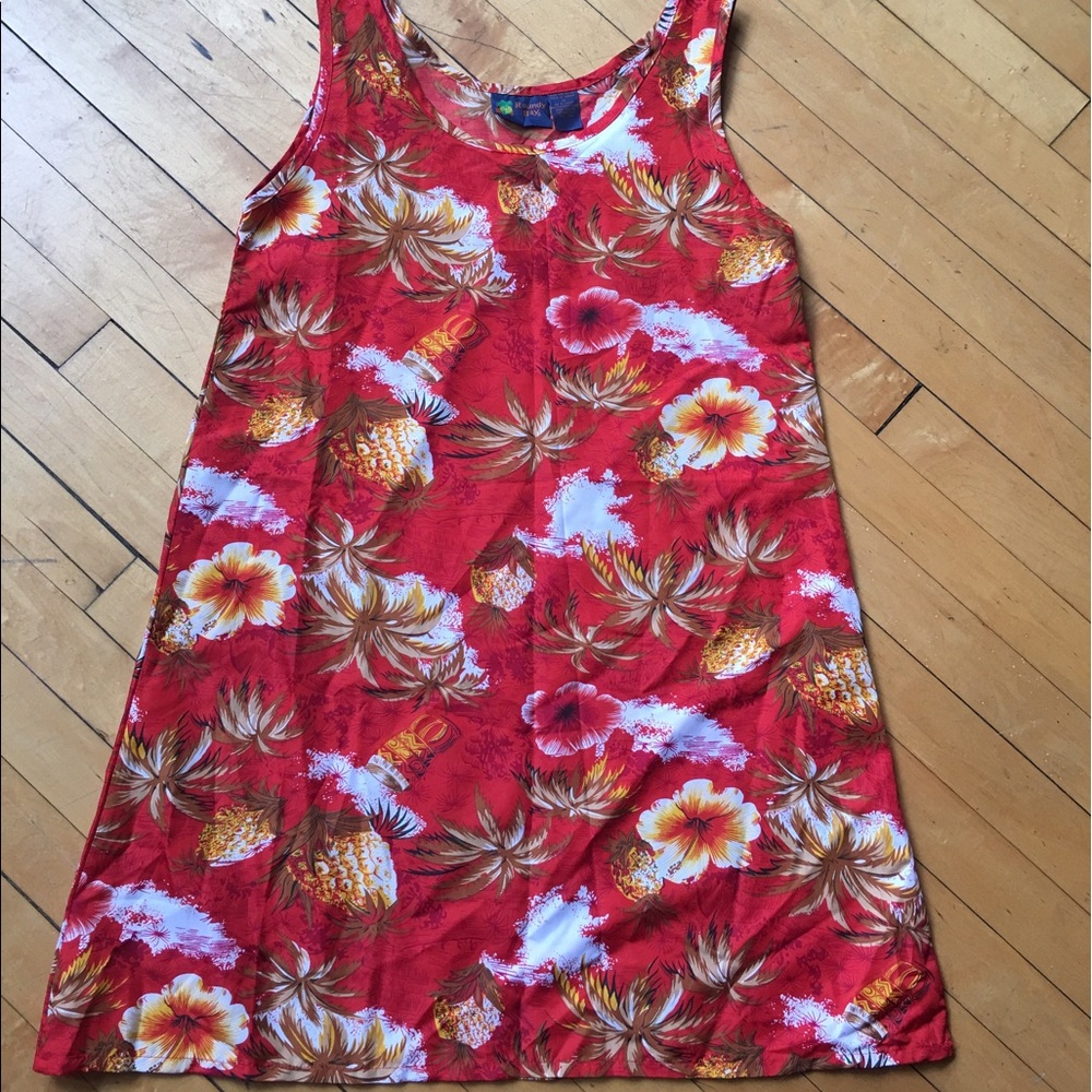 Vintage Hawaiian print mini dress! 🌺