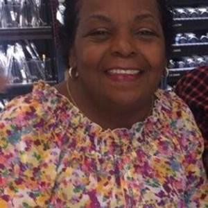 Meet your Posher, Denise