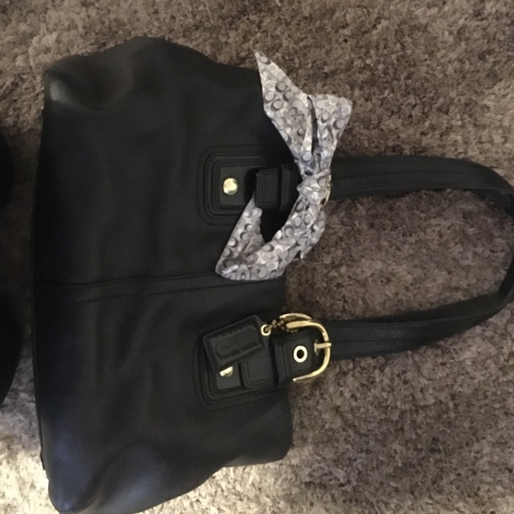 Black leather Coach purse!