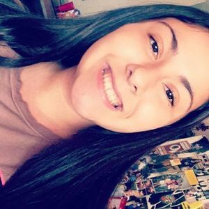 Meet your Posher, Emilee