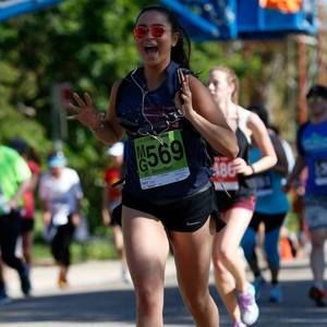 Meet your Posher, Jenn