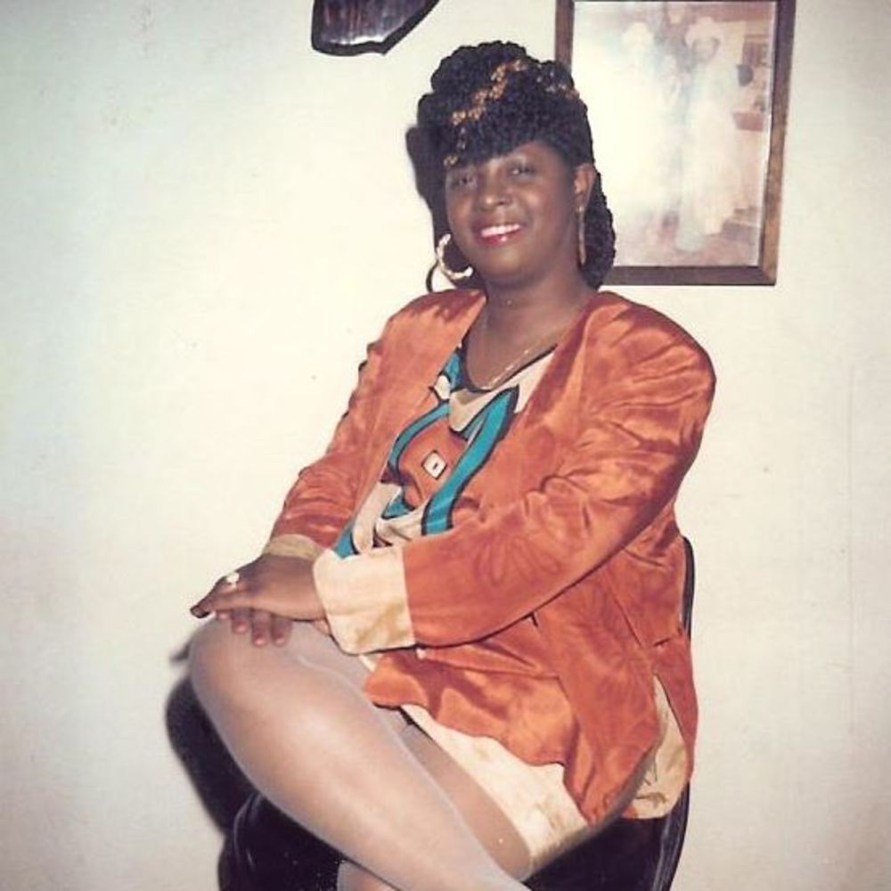 Meet your Posher, Joyce