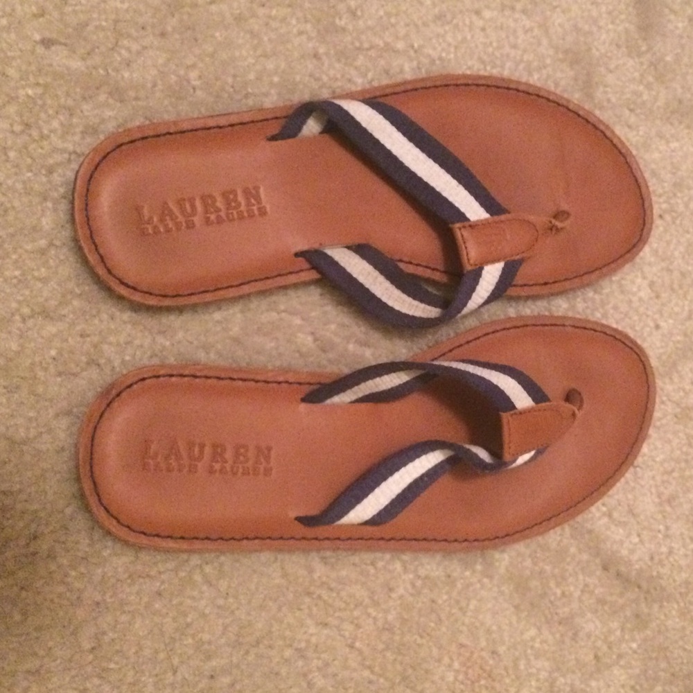 Meet your Posher, Amina