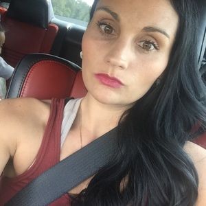 Meet your Posher, Tonya