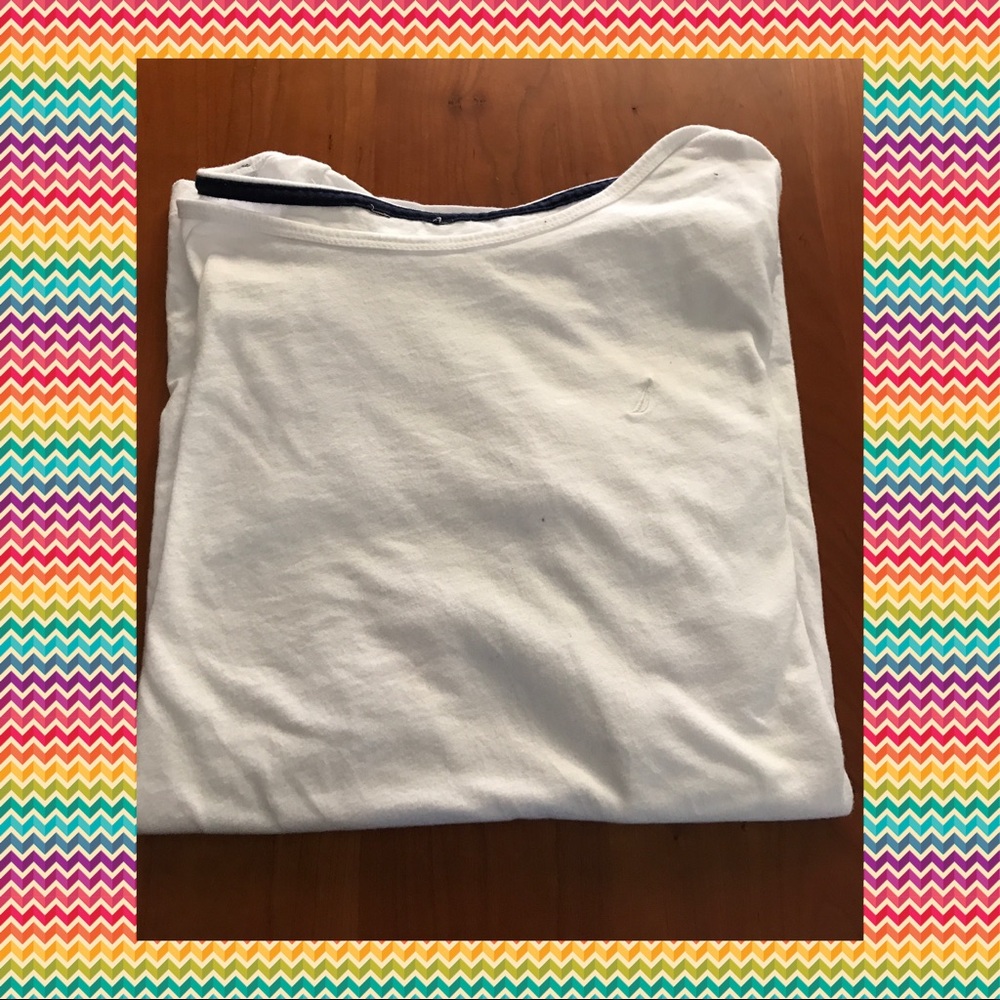 Cute junior 3/4 Sleeve Top. As new