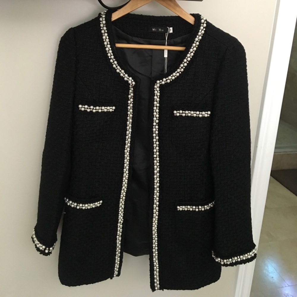 Long tweed jacket embellished with pearls