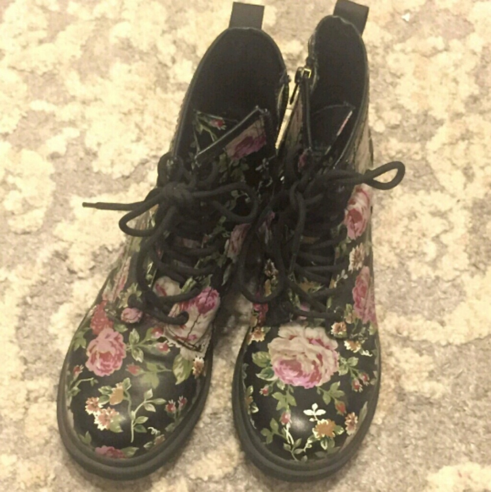 Pair of shoes