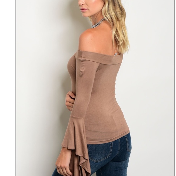 3X🎉HP🎉Kelly Mocha Bell Sleeve Blouse - Picture 2 of 4