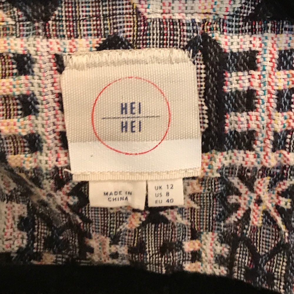 Beautiful jacket - Picture 2 of 2