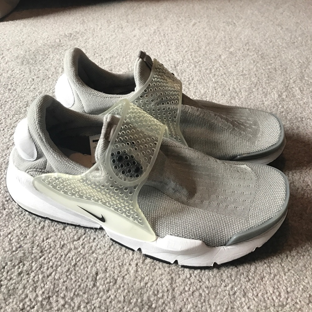 Nike sock darts