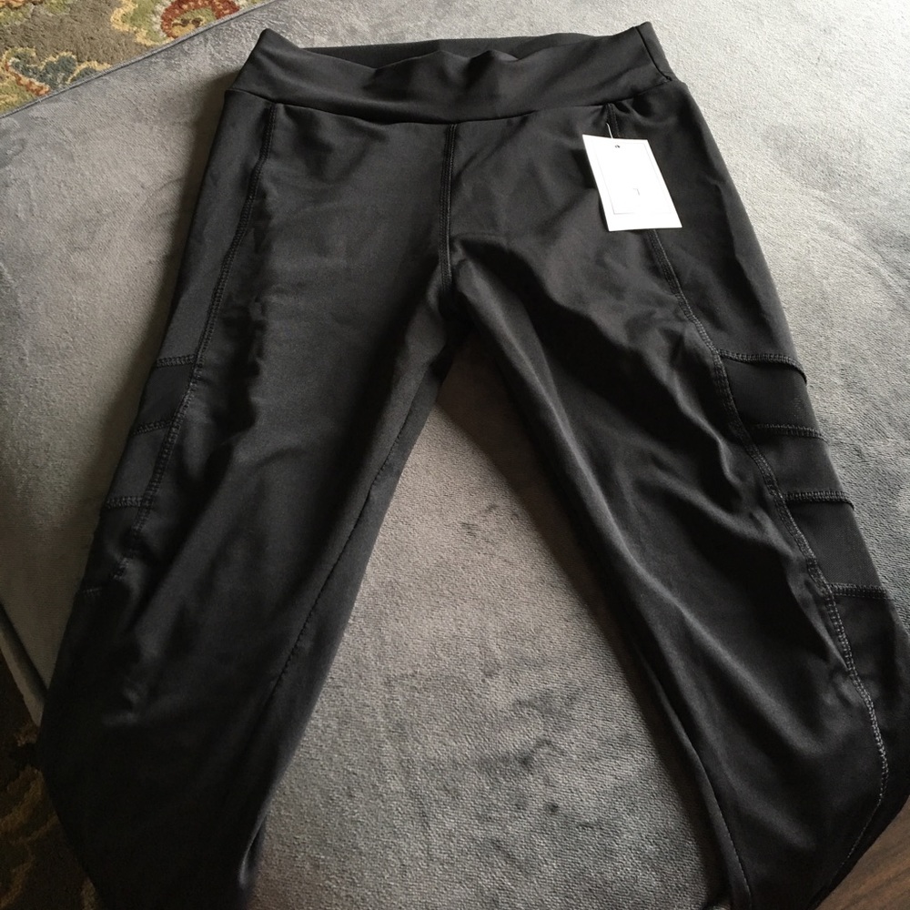 POP Fit Clothing Exercise Leggings