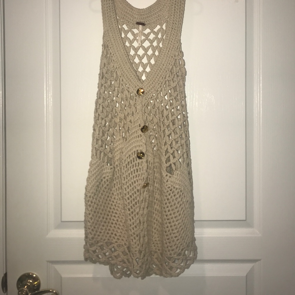 Sleeveless Cardigan